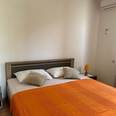 4 Sisters Apartments Gradac  Bagian luar foto