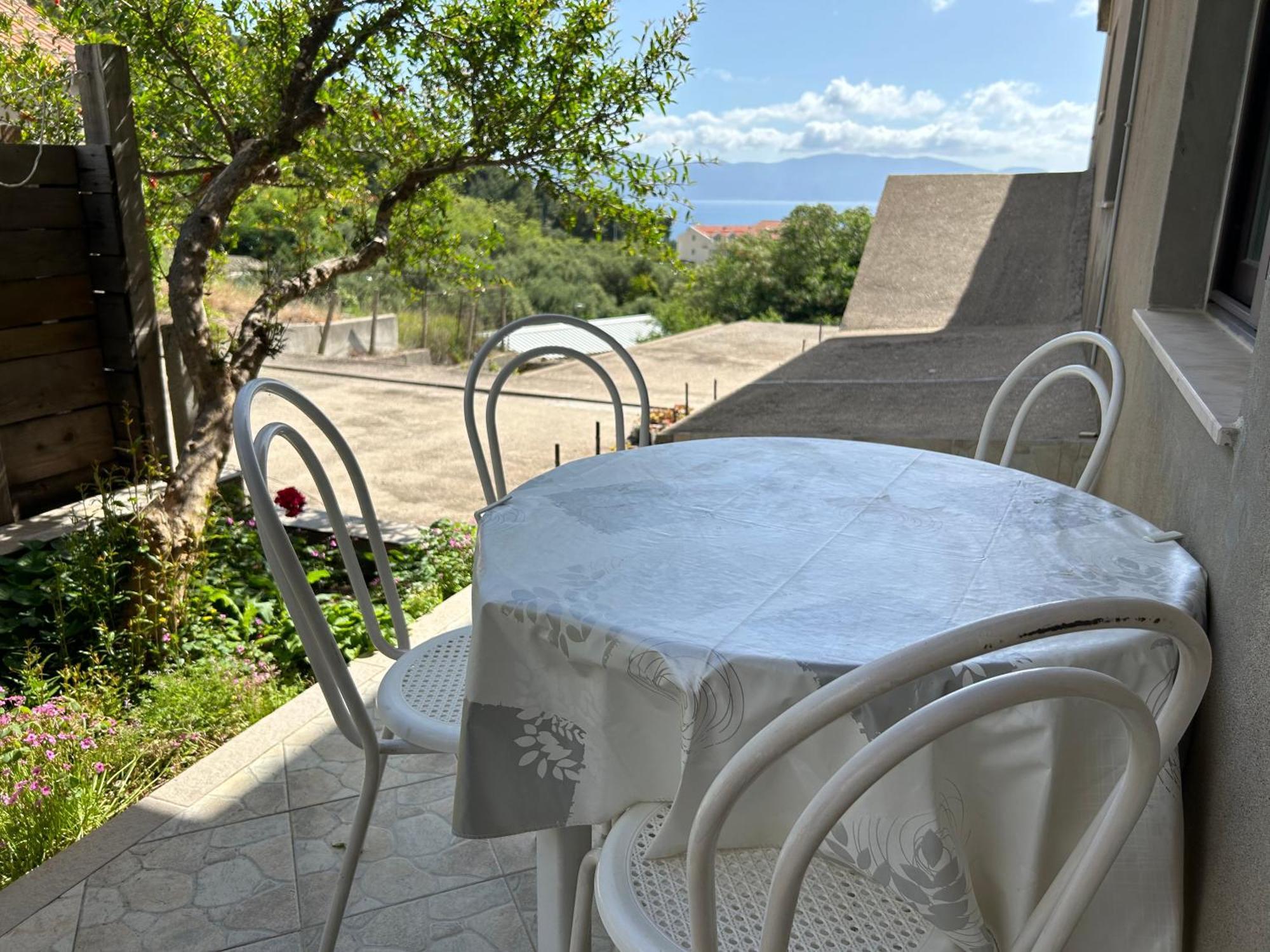 4 Sisters Apartments Gradac  Bagian luar foto