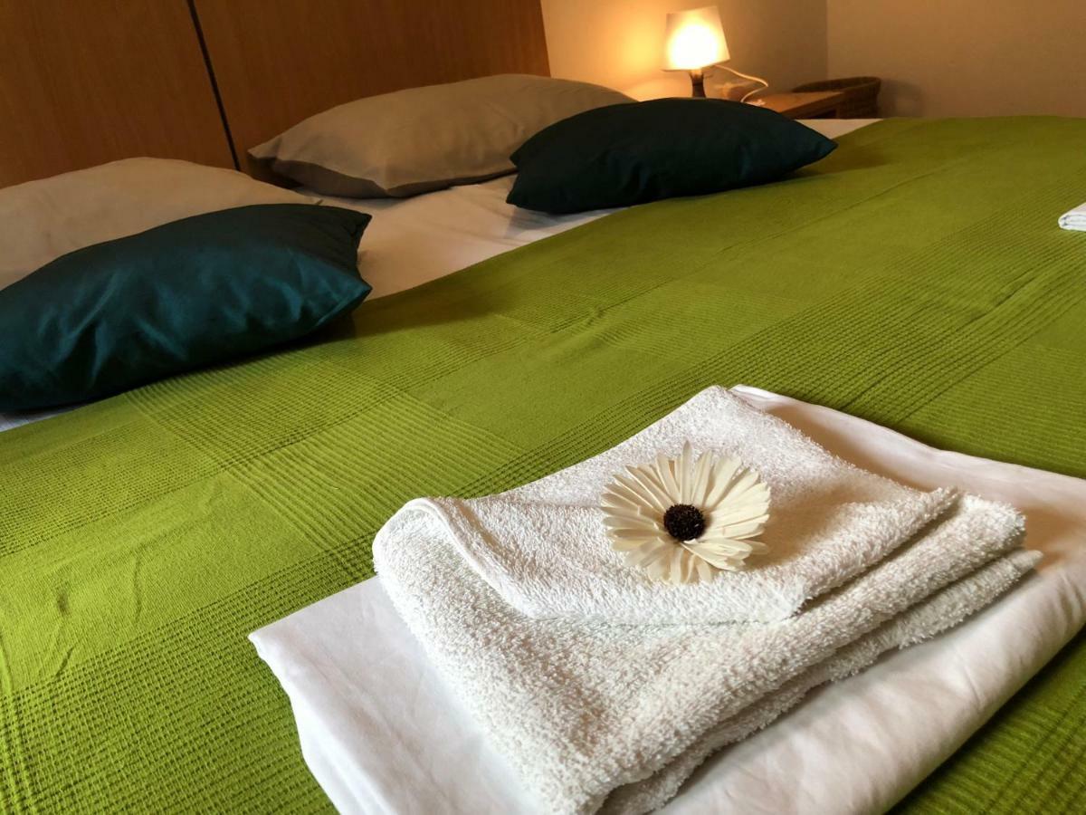4 Sisters Apartments Gradac  Bagian luar foto